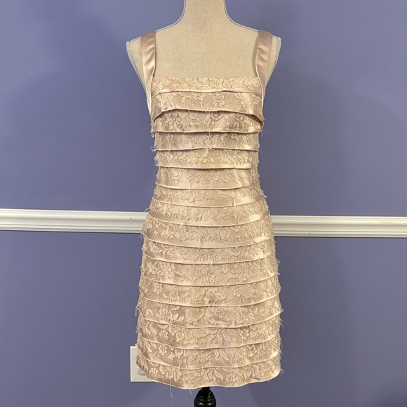 BCBGMaxAzria Dresses & Skirts - BCBGMaxAzria Cream Layered Dress